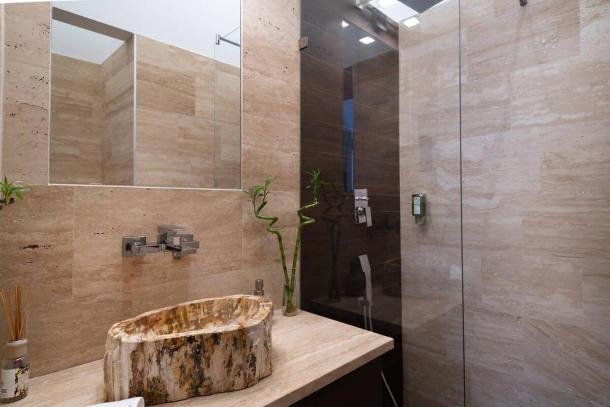 Central Luxy Design Apartment Budapešť Exteriér fotografie